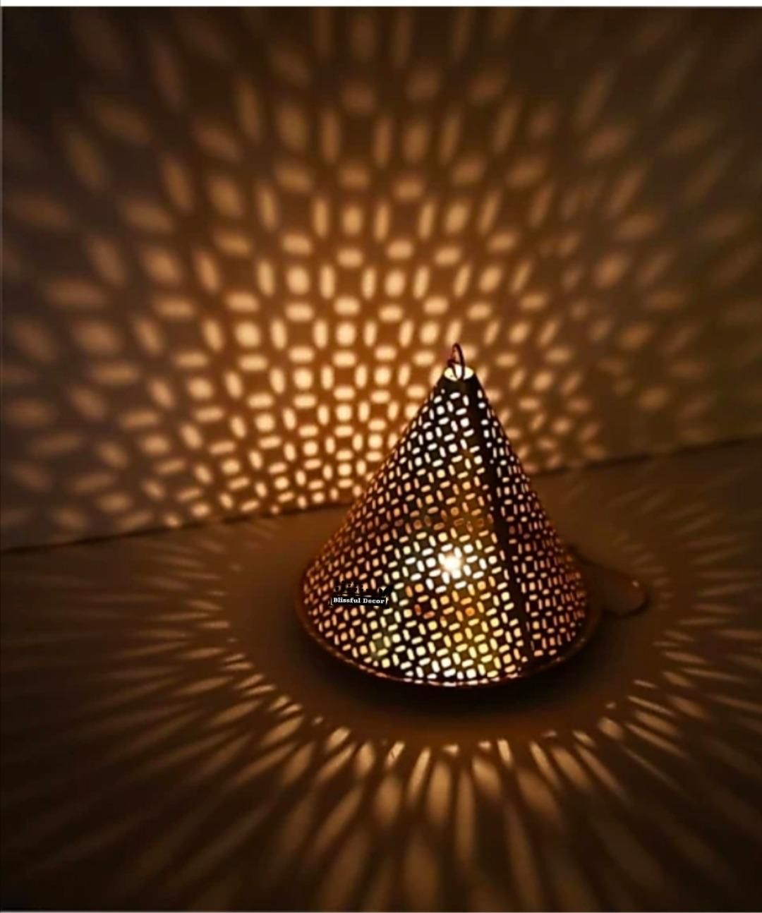 Hanging Cone Tea Light